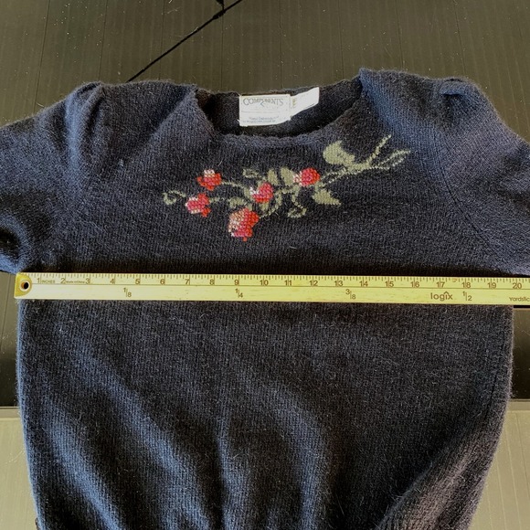 Susan Bristol‎ Angora Lambswool Sweater Hand Embroidered Stawberry Puff Sleeves - Picture 16 of 16